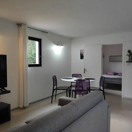 T2, Picculu - Jardin, Piscina, 4 Pers, Parking